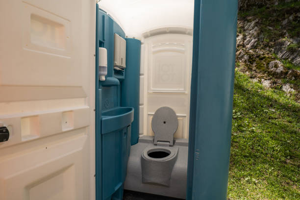 Best Construction site porta potty rental  in Gilmer, TX